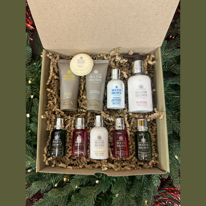 Molton Brown Christmas Hamper Fiery Pink Pepper Gift Set